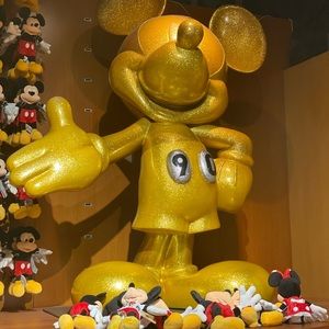 Meet your Posher, Marilyn